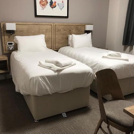 Markets Tavern Hotel Брекон Екстер'єр фото