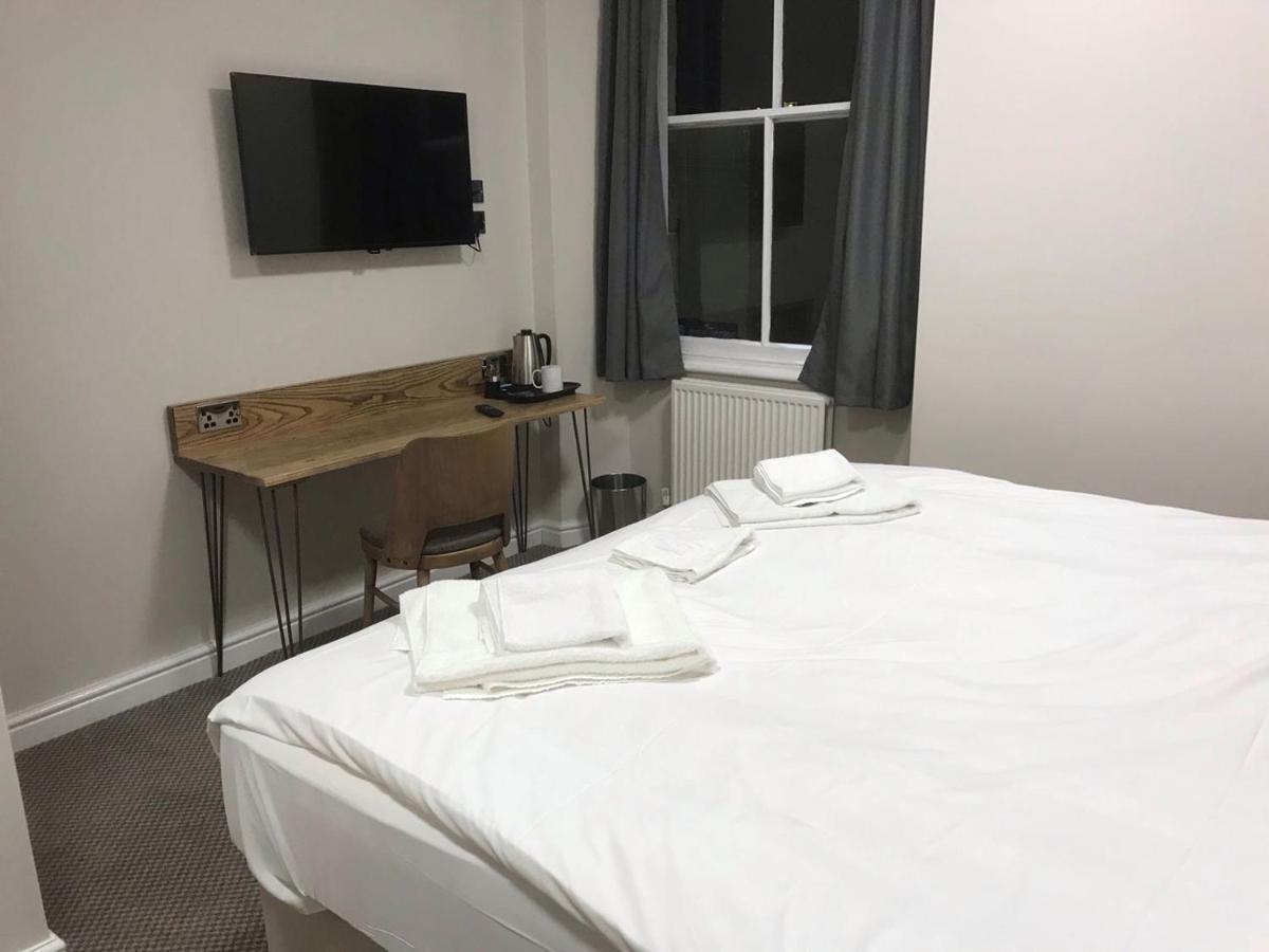 Markets Tavern Hotel Брекон Екстер'єр фото